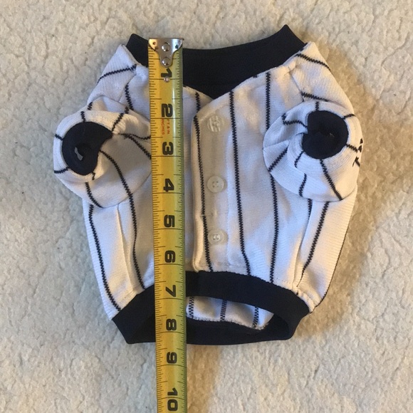 🎉HP🎉 | MLB | Genuine New York Yankee Striped Pet / Dog Baseball Jersey Size XS - Picture 12 of 12